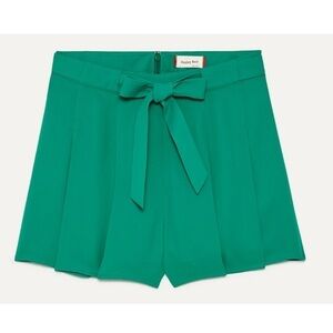 Aritzia Sunday Best Wesley Short in Green Sz 6